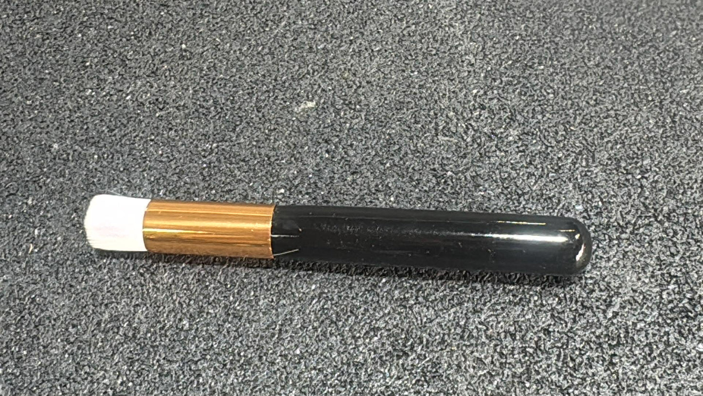 Model Dusting / Weathering Brush