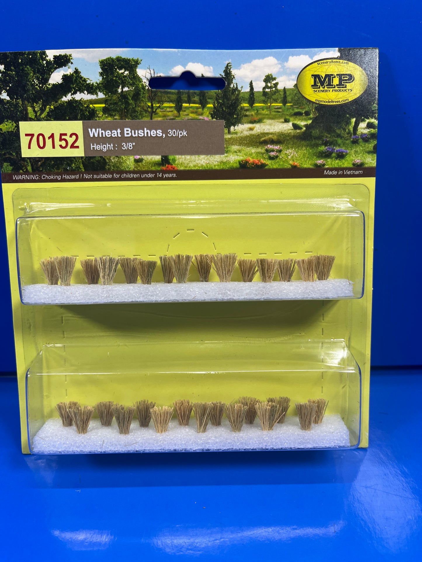 Wheat Bushes 30/pk HO
