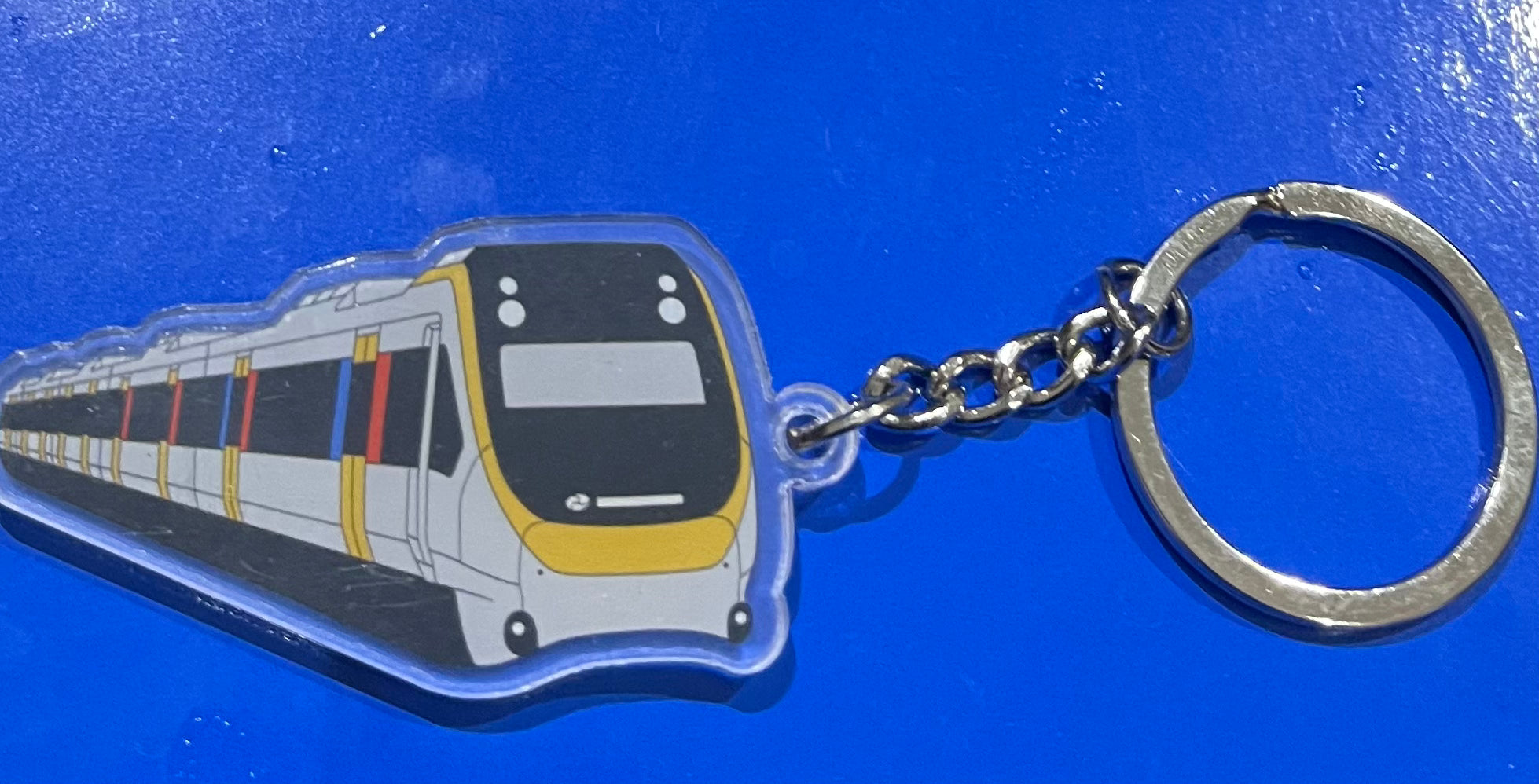 Queensland Rail NGR train keyring – Model Box