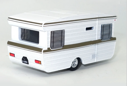Road Ragers 1:64 1968 Viscount Caraven Metalic Silver